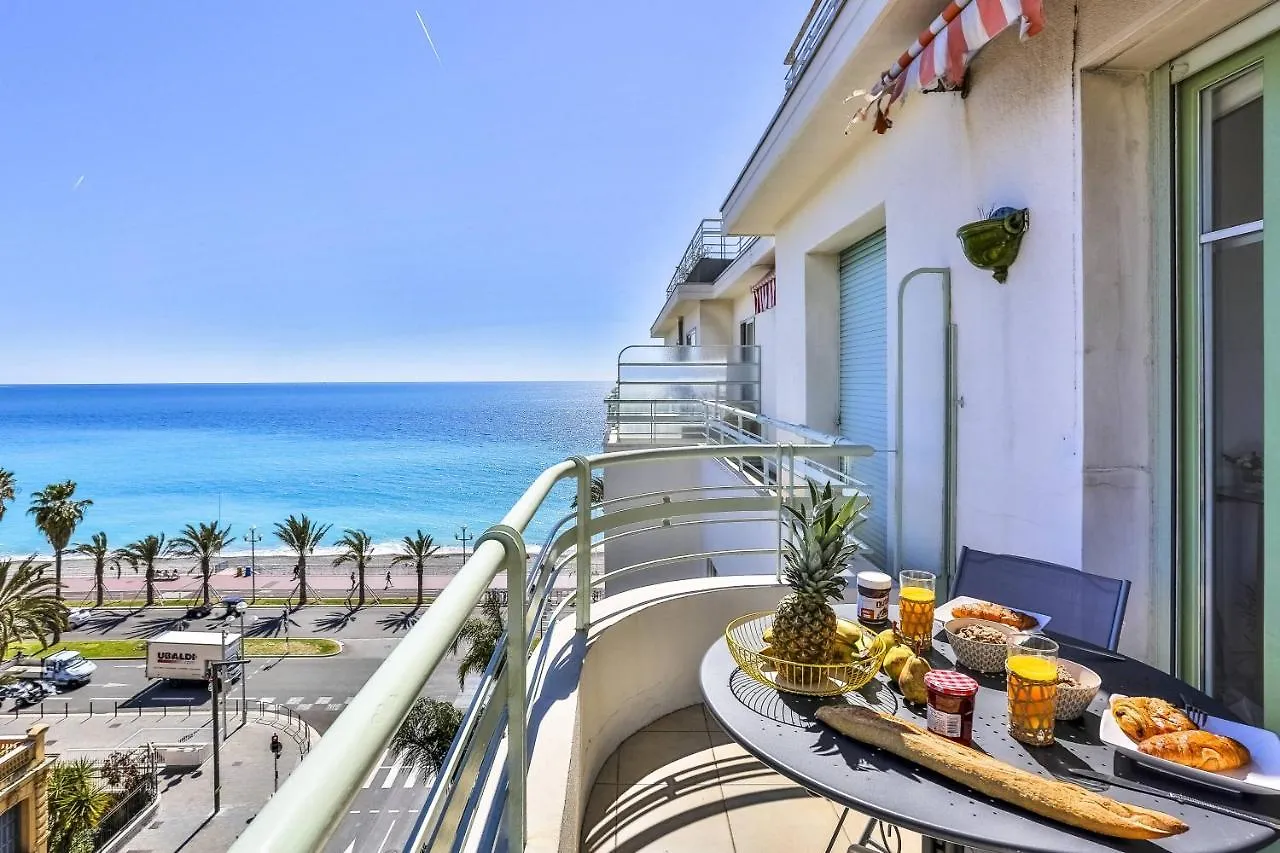 شقة نيس  في Maison Bianchi - 115 Promenade Des Anglais